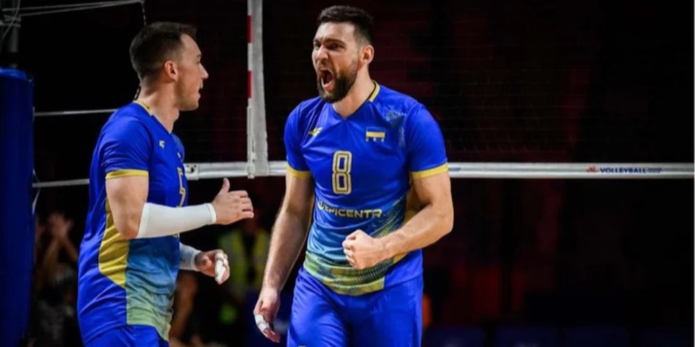Гравці чоловічої збірної України з волейболу під час матчу проти Сербії в Лізі націй-2026