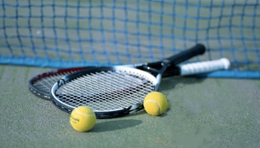 Олександра Олійникова під час матчу проти Маяр Шериф на турнірі WTA 250 у Яссах