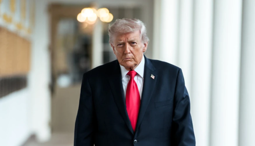Трамп розмітив Ормузьку протоку на мапі як «нову територію США»