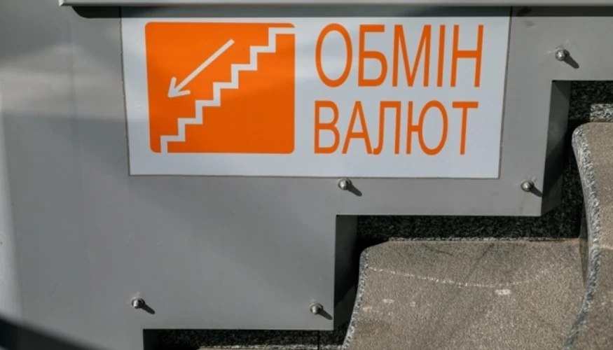 Долар США